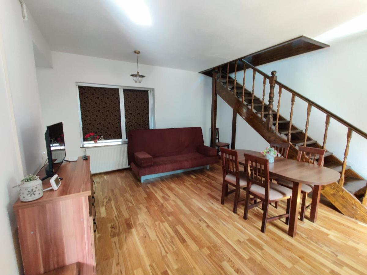 Lucky House Apartment *